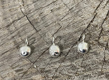 Load image into Gallery viewer, Melted Drop Pendant
